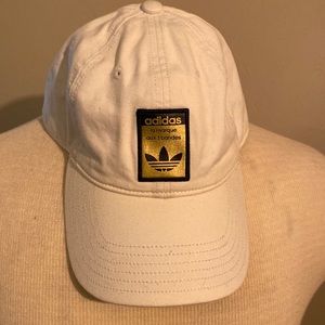 Adidas gold badge hat